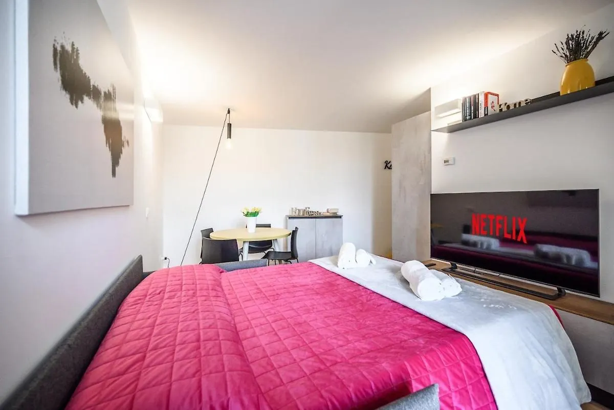 Duomo Design - Bilocale-Wifi-Ac Apartment Milan Italy