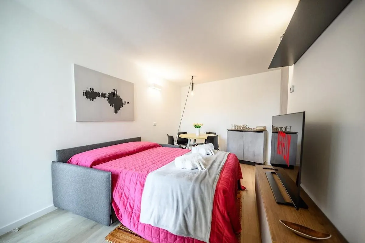 Duomo Design - Bilocale-Wifi-Ac Apartment Milan