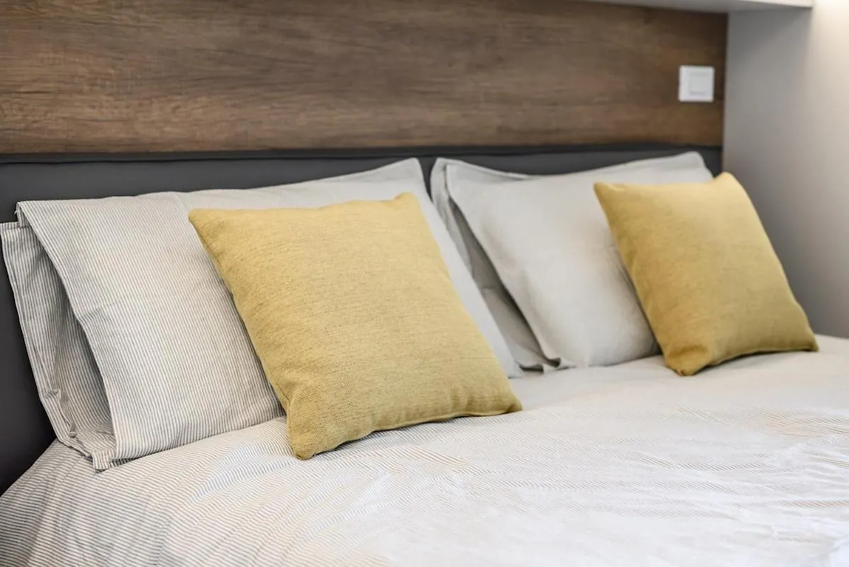 Duomo Design - Bilocale-Wifi-Ac Apartment Milan
